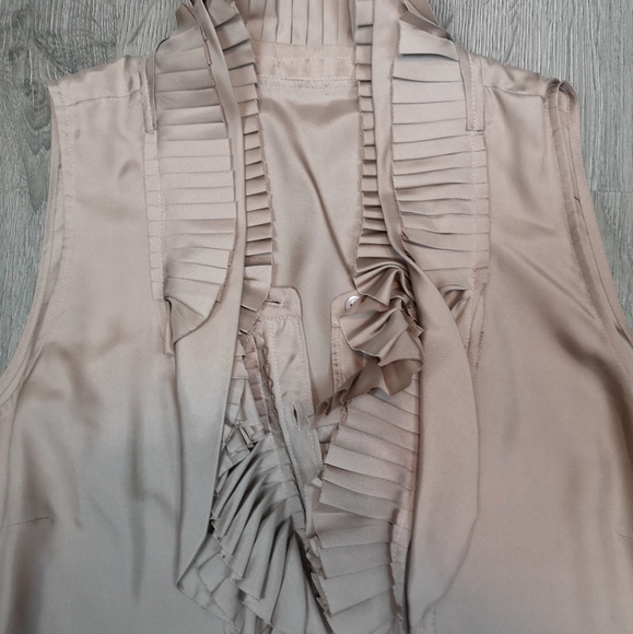 Upcycled Vintage Boho Pleated Ruffled Sleeveless Button Down Shirt - Picture 4 of 7